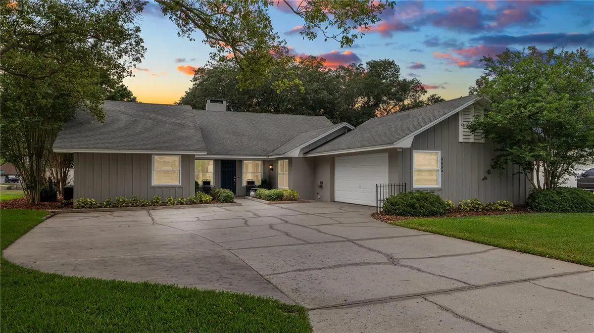 5525 Club Hill E, Lakeland, FL 33813 - #1
