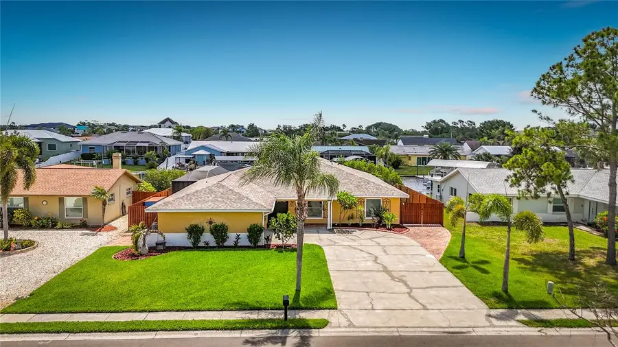 6517 Solitaire Palm Way, Apollo Beach, FL 33572 - #3