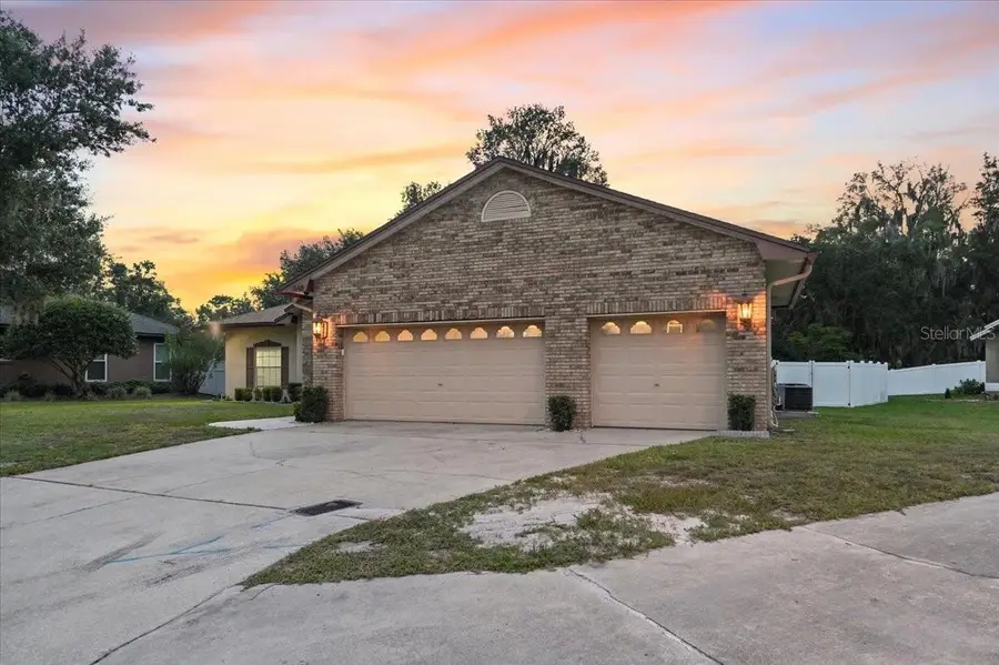 448 Lake Harris Drive, Lakeland, FL 33813 - #2