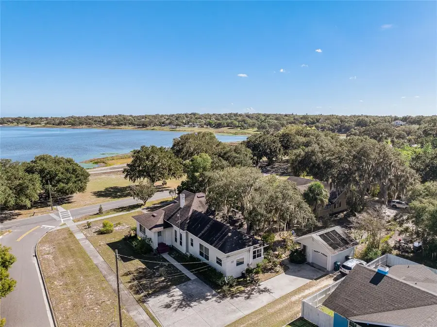 102 S Lakeshore Boulevard, Lake Wales, FL 33853 - #2