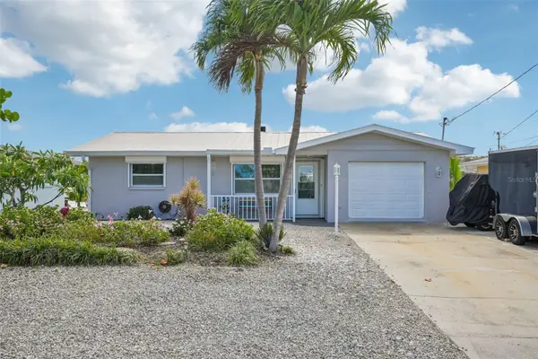 3050 York Road, ST JAMES CITY, FL 33956