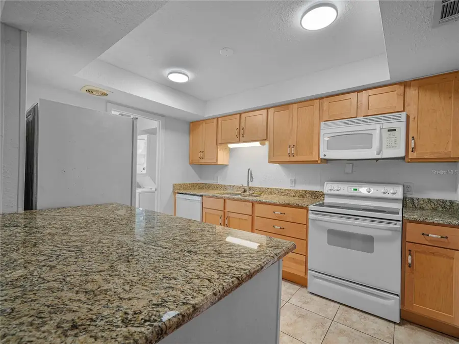 1130 N Lake Parker Avenue #A301, Lakeland, FL 33805 - #2