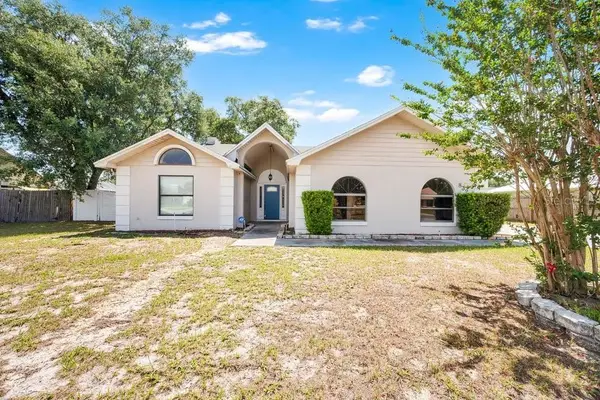 8327 Maid Marions Trail, LAKELAND, FL 33809