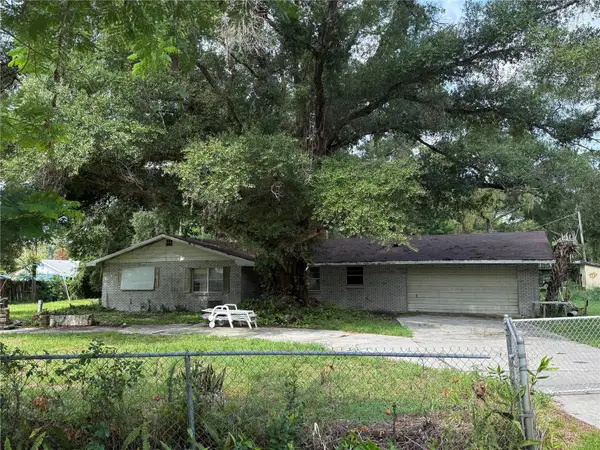 2420 Nelson Street, AUBURNDALE, FL 33823