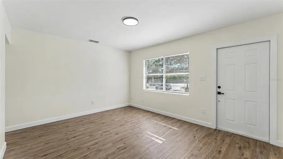 621 Hollingsworth Road, Lakeland, FL 33801 - #3