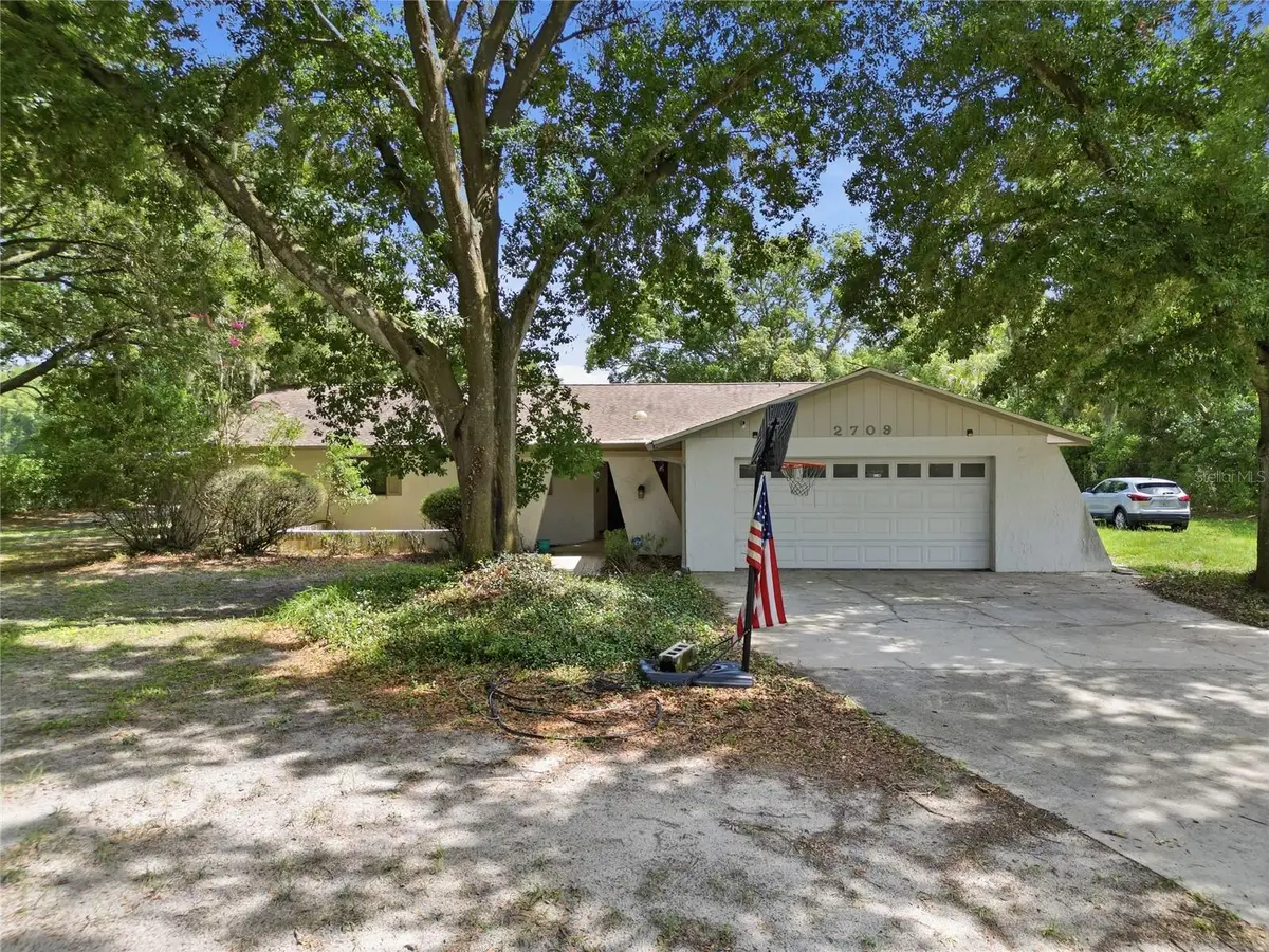 2709 W Sam Allen Road, Plant City, FL 33565 - #1