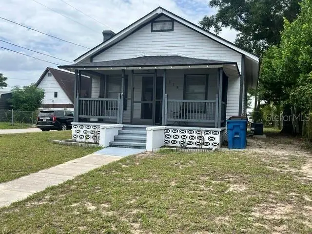 118 W Stuart Avenue, Lake Wales, FL 33853 - #1
