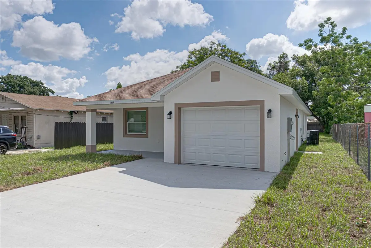 1217 Plant Avenue, Lakeland, FL 33805 - #1