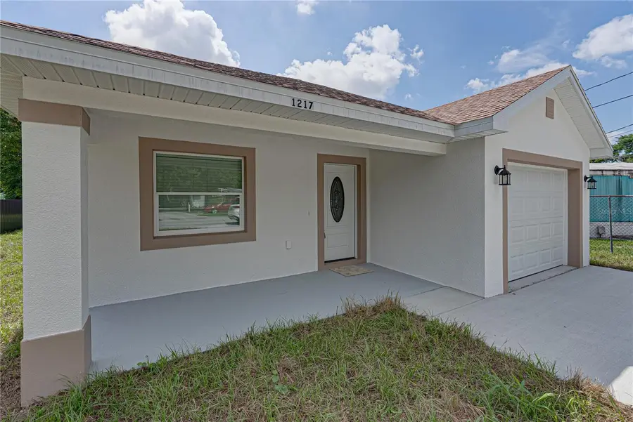 1217 Plant Avenue, Lakeland, FL 33805 - #3