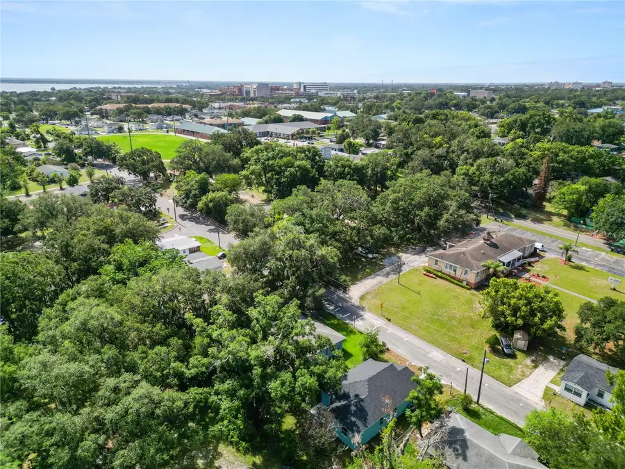 617 W Crawford Street, Lakeland, FL 33805 - #3