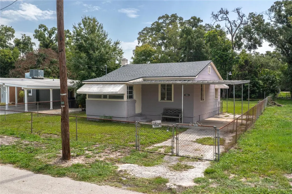 3905 N Clearfield Ave, Tampa, FL 33603 - #1