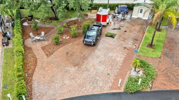 16325 Cherry Tree Court, CLERMONT, FL 34714