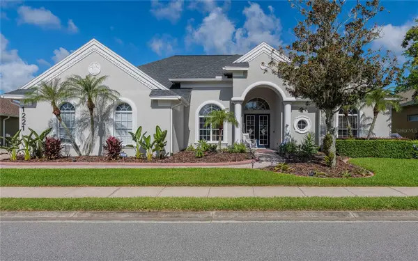 1221 Vista Hills Drive, LAKELAND, FL 33813