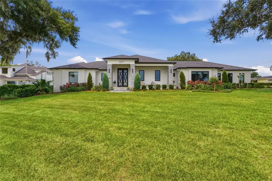 1307 N Lake Howard Drive, Winter Haven, FL 33881 - #2
