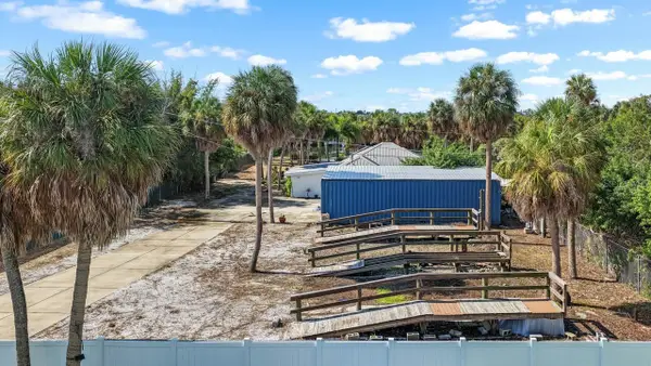 102 Trouve Lane, RUSKIN, FL 33570