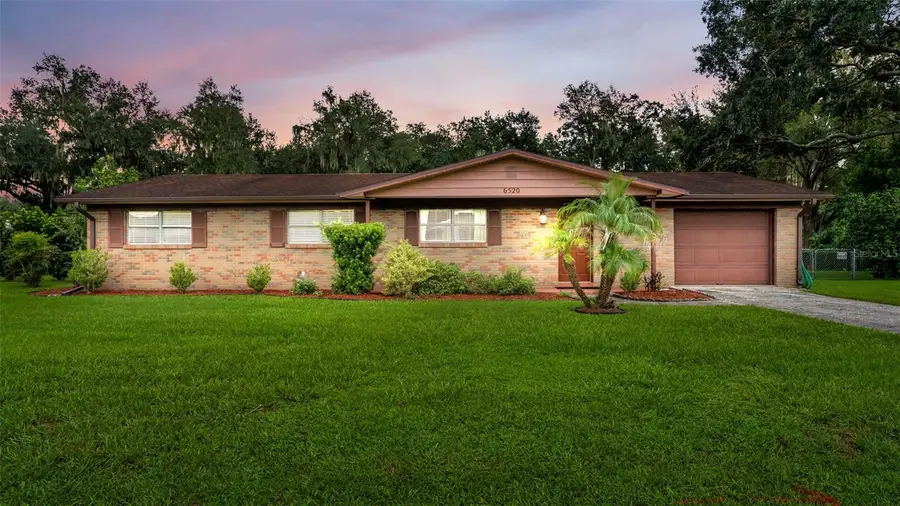 6520 Newman Circle E, Lakeland, FL 33811 - #2
