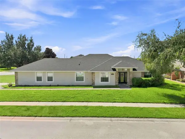 304 Bentley Oaks Boulevard, AUBURNDALE, FL 33823