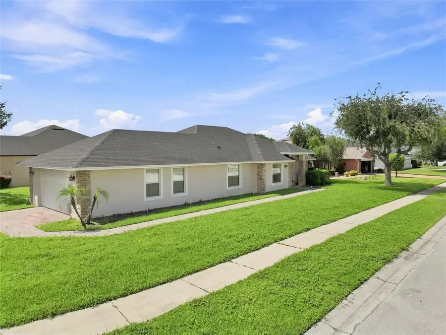 304 Bentley Oaks Boulevard, Auburndale, FL 33823 - #2