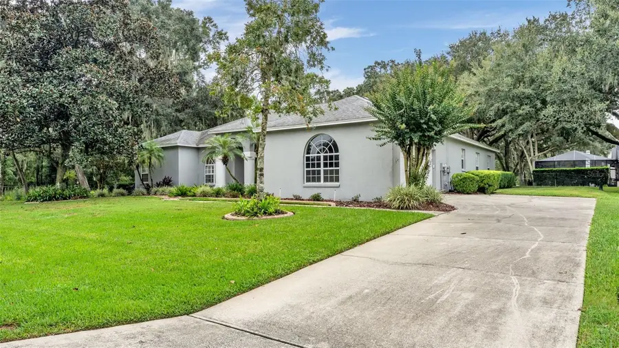 7265 Millbrook Oaks Drive, Lakeland, FL 33813 - #2