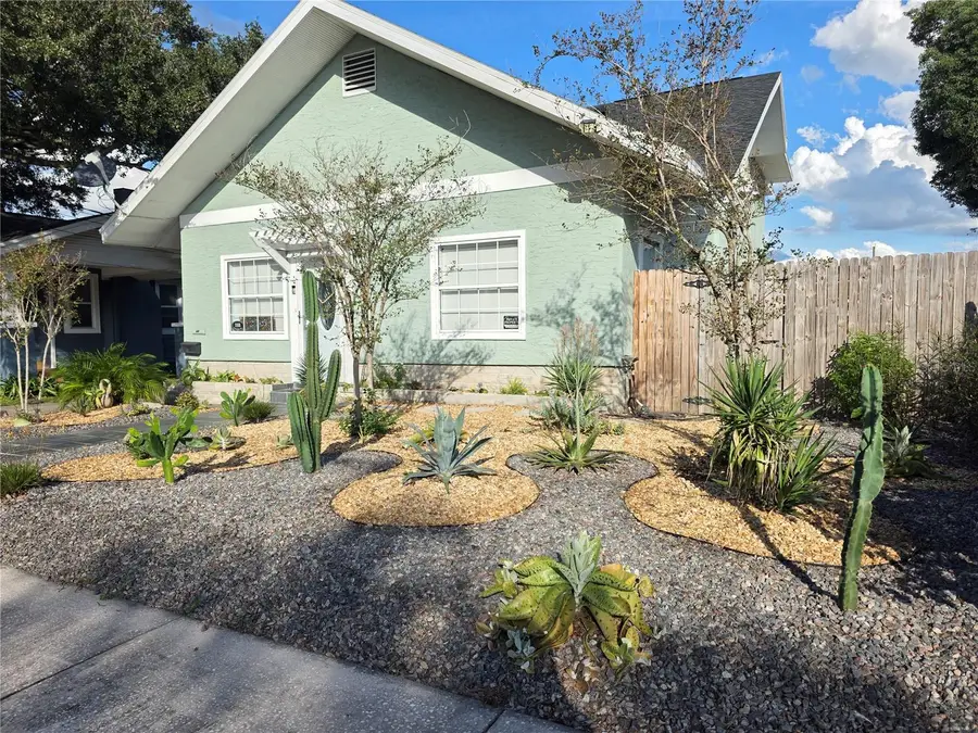 118 S Waterloo Avenue, Lakeland, FL 33801 - #2