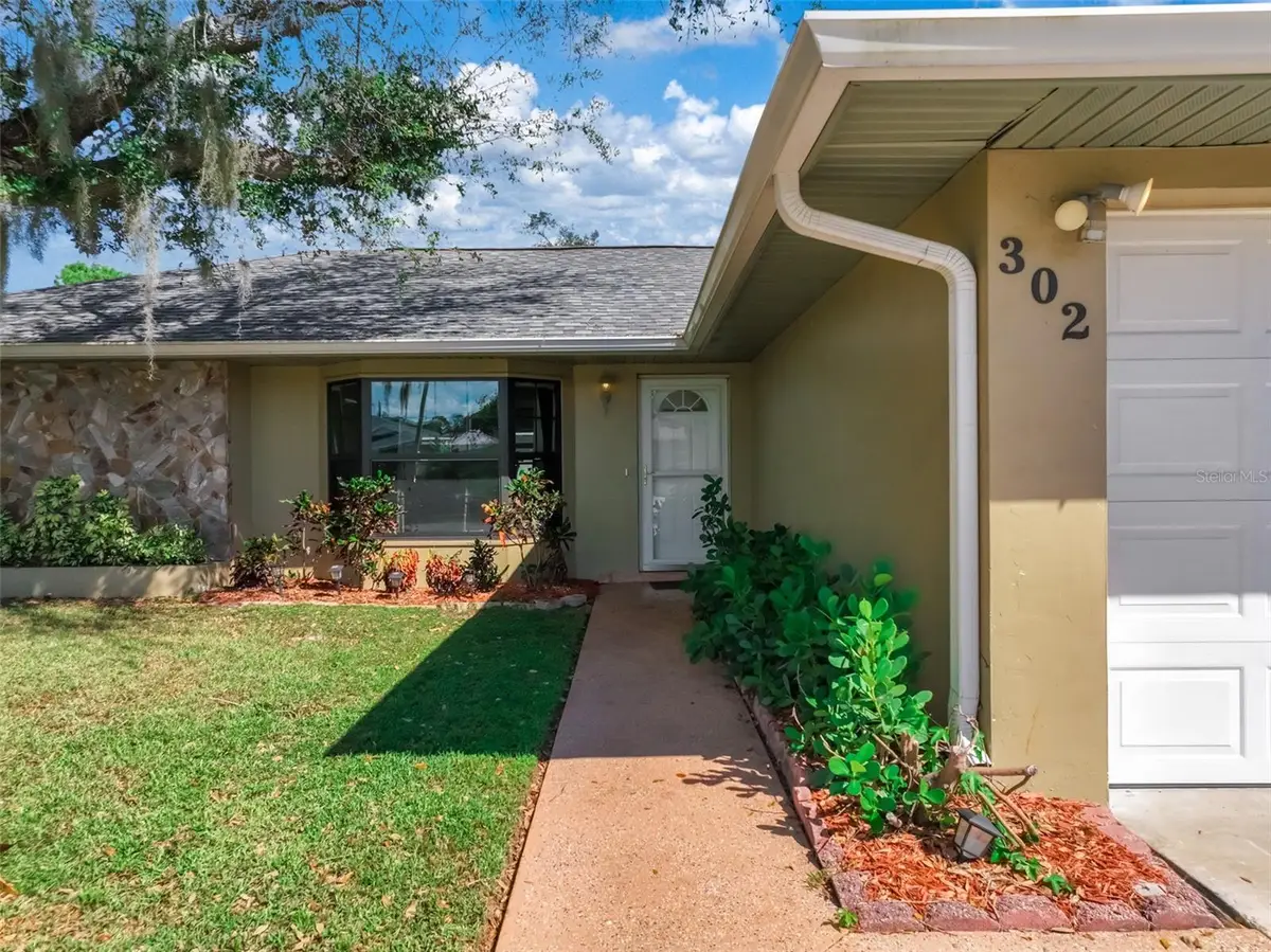 302 Lotus Avenue, Sebring, FL 33872 - #1