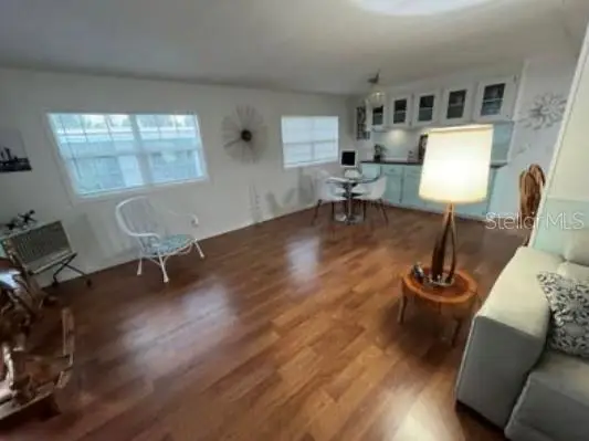 5720 Hyacinth Road, Venice, FL 34293 - Image #2