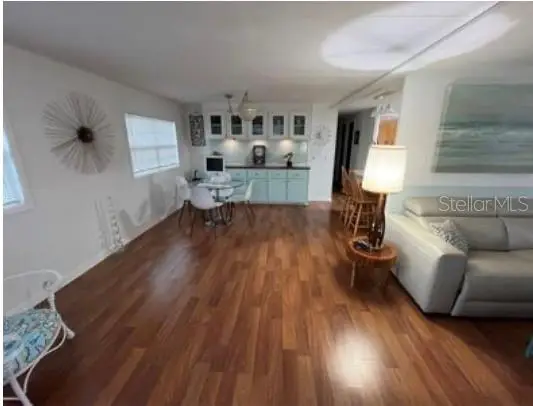 5720 Hyacinth Road, Venice, FL 34293 - Image #3