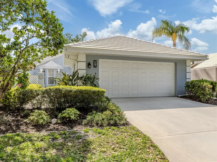 579 Clubside Circle #37, Venice, FL 34293 - Image #3