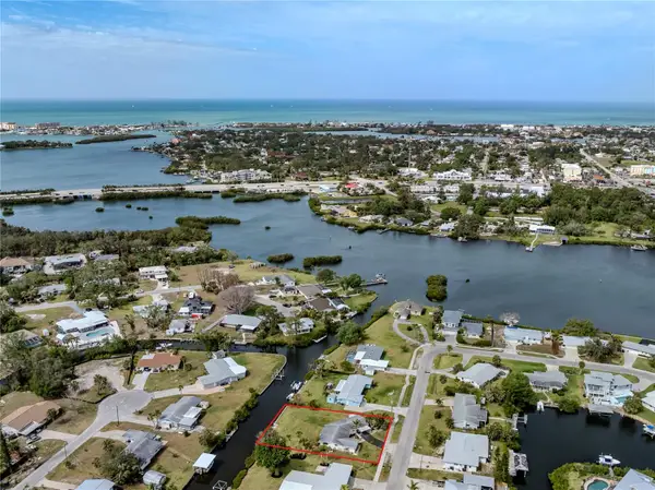 504 Buena Vista Drive, NOKOMIS, FL 34275