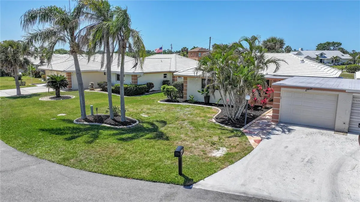 120 Villa Drive #120, Osprey, FL 34229 - Image #1