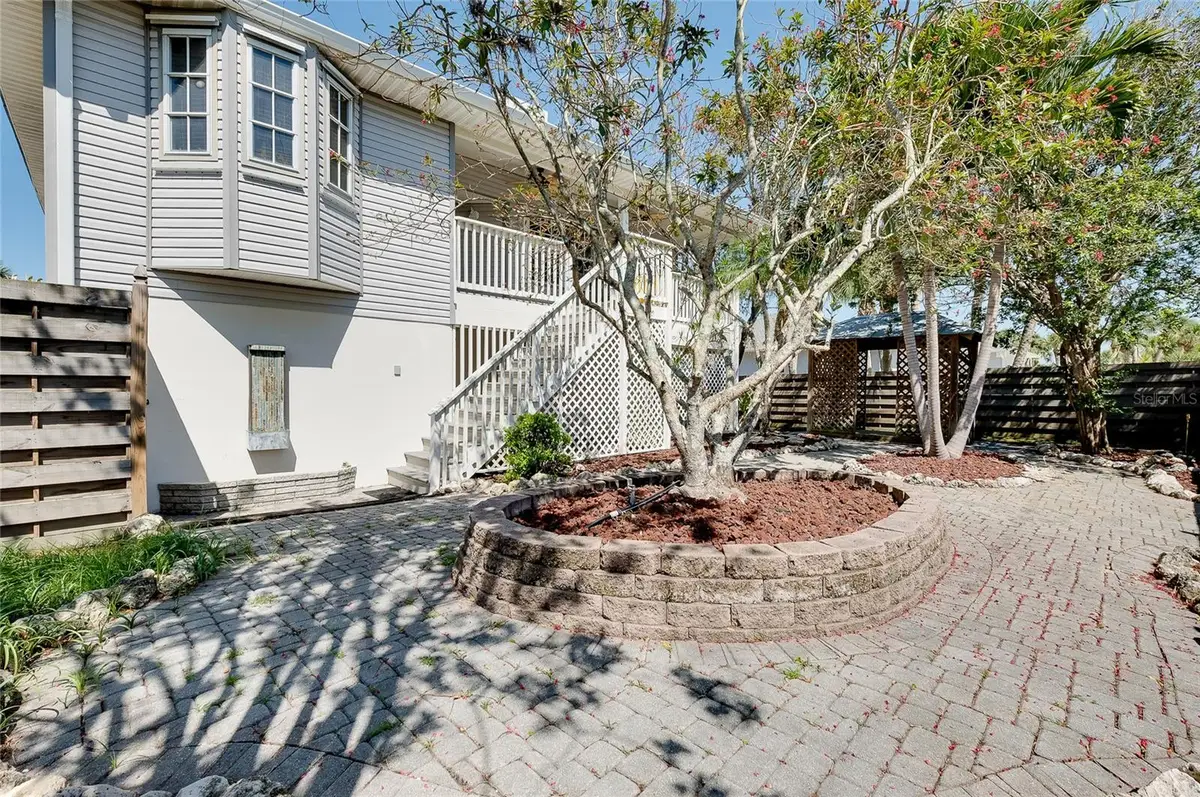 610 Alligator Drive, Venice, FL 34293 - Image #1