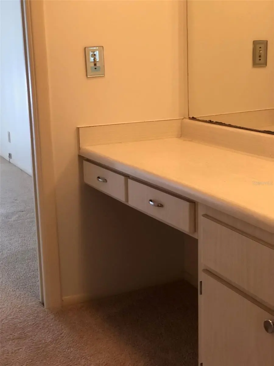 512 W Venice Avenue #205, Venice, FL 34285 - Image #2