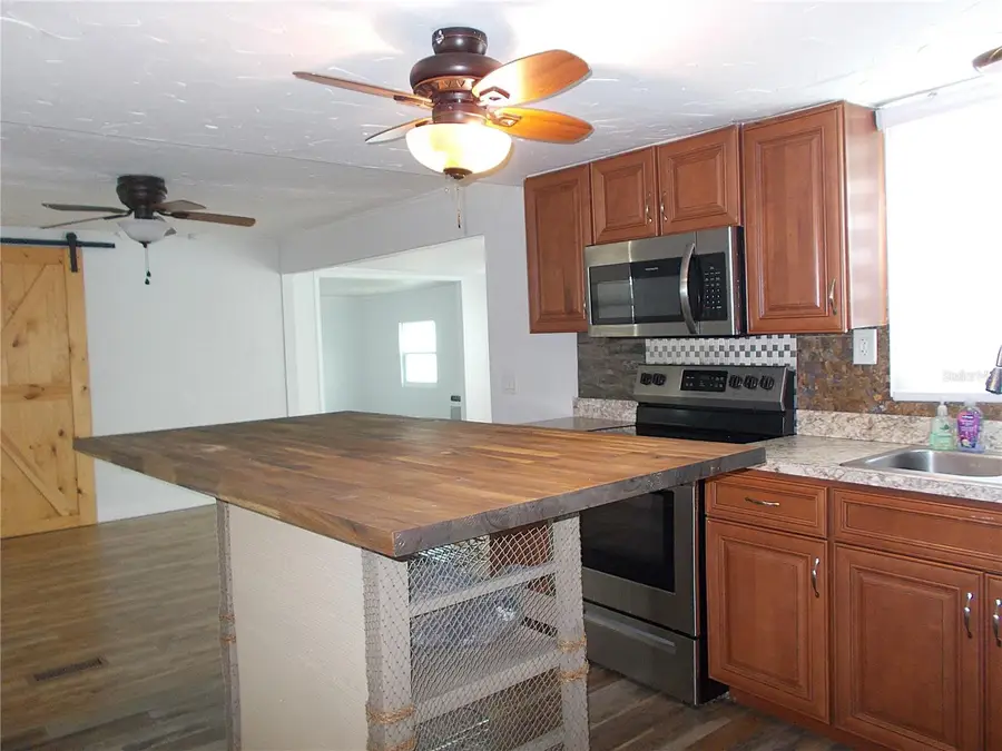 373 Longwood Drive, Venice, FL 34285 - Image #2