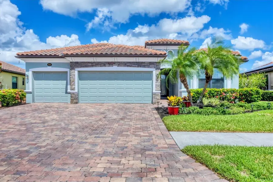 20235 Granlago Drive, Venice, FL 34293 - Image #2