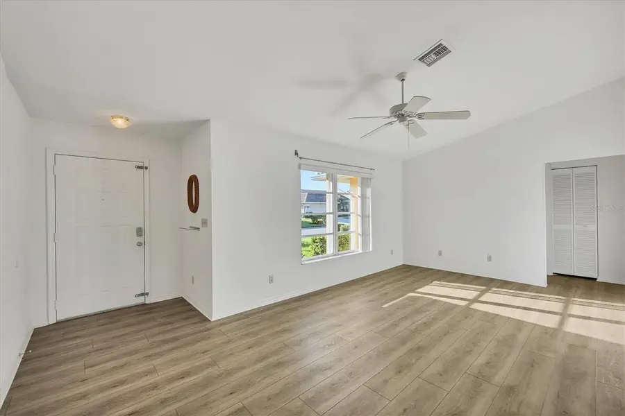 1614 Quail Lake Dr, Venice, FL 34293 - Image #2