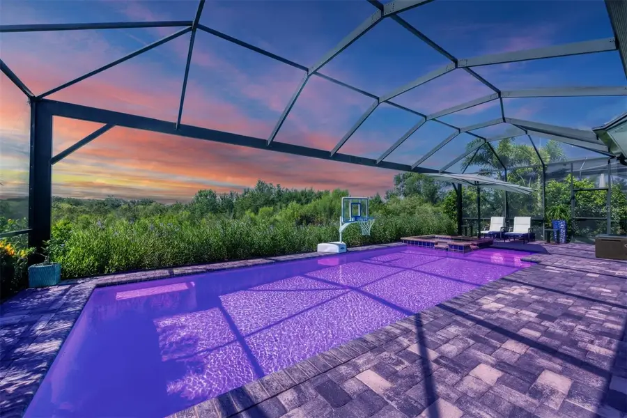 8245 Grande Shores Drive, Sarasota, FL 34240 - Image #2