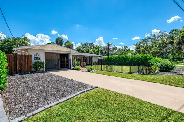 1321 Groveland Avenue, VENICE, FL 34285