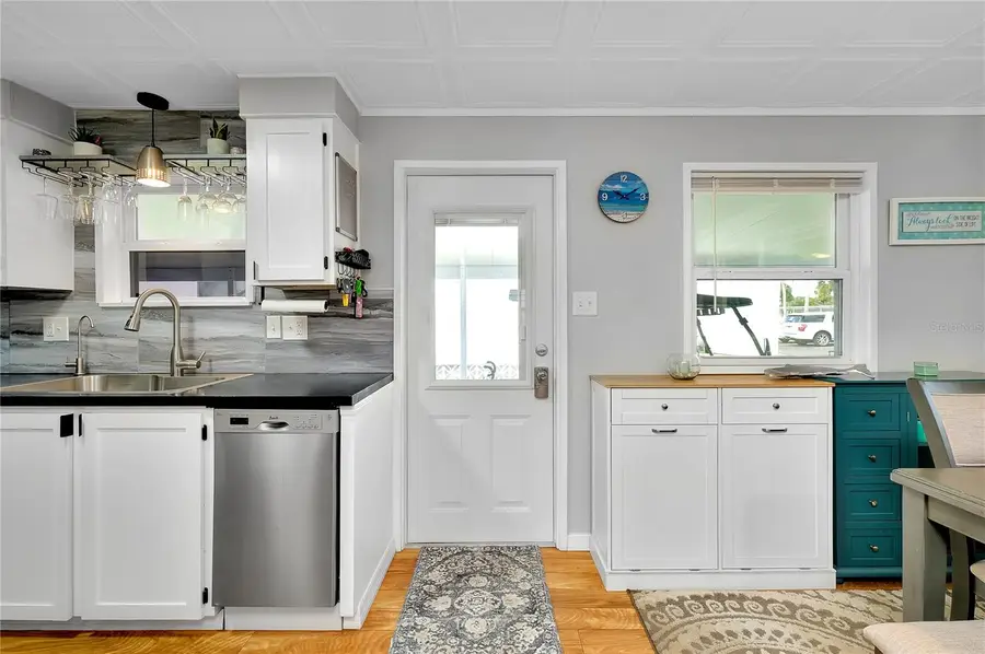 214 Roma Road, Venice, FL 34285 - Image #3