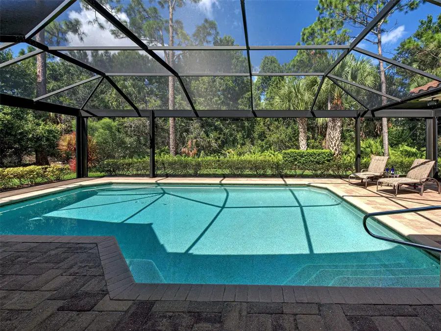 635 Sawgrass Bridge Road, Venice, FL 34292 - Image #2