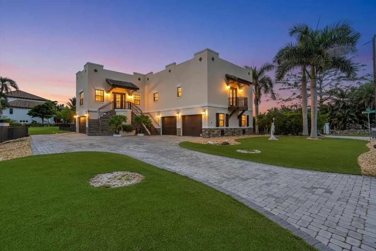 302 Colonia Lane W, Nokomis, FL 34275 - Image #1