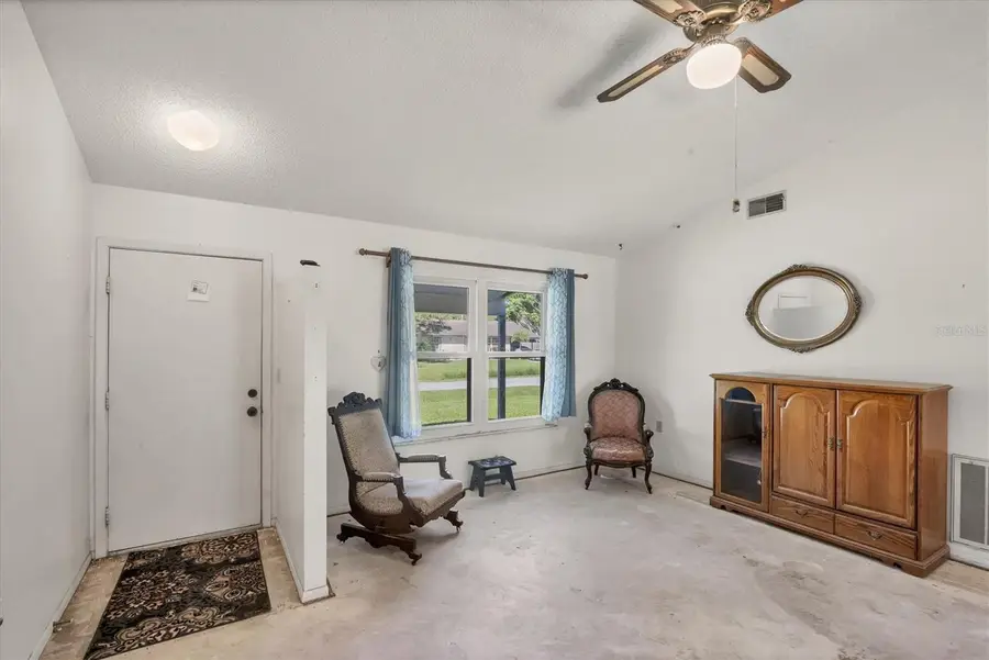 5330 Barbarossa Avenue, Sarasota, FL 34235 - Image #2