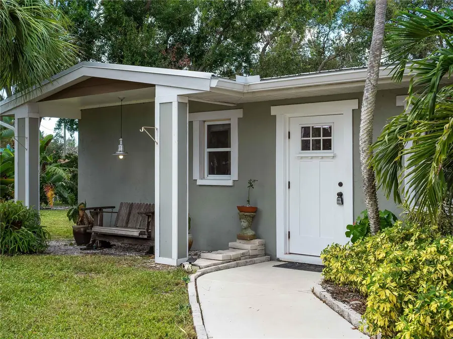 32 Bay Avenue, Osprey, FL 34229 - Image #3