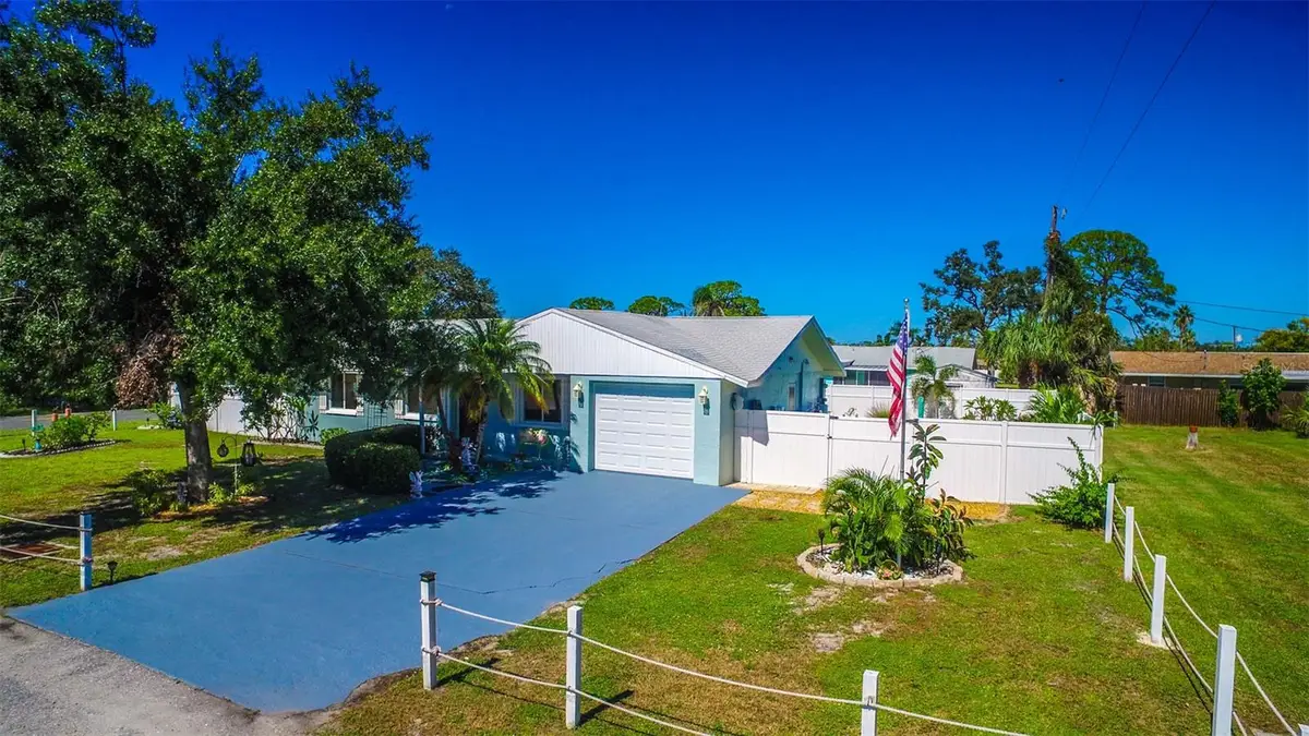 1046 Royal Road, Venice, FL 34293 - Image #1