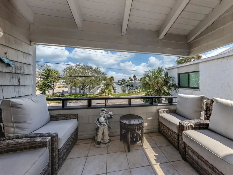 1555 Tarpon Center Drive #203, Venice, FL 34285 - Image #2