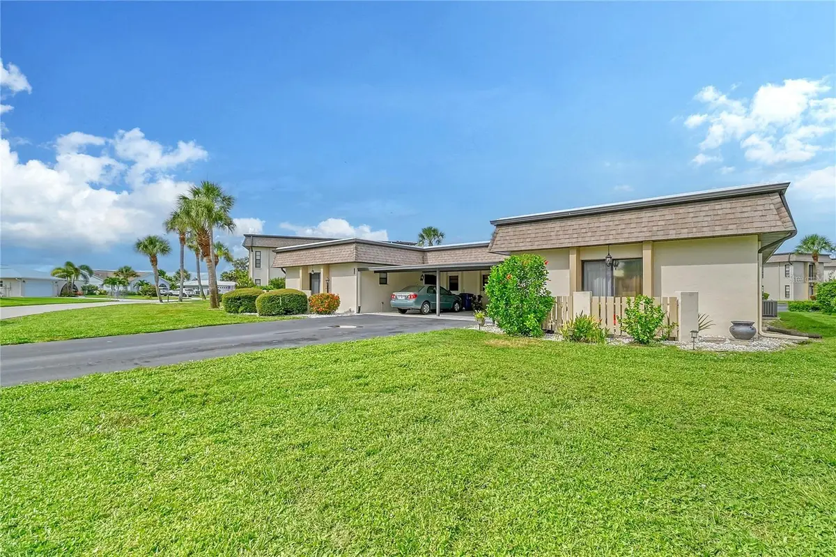 1716 Lakeside Drive #1714B, Venice, FL 34293 - Image #1