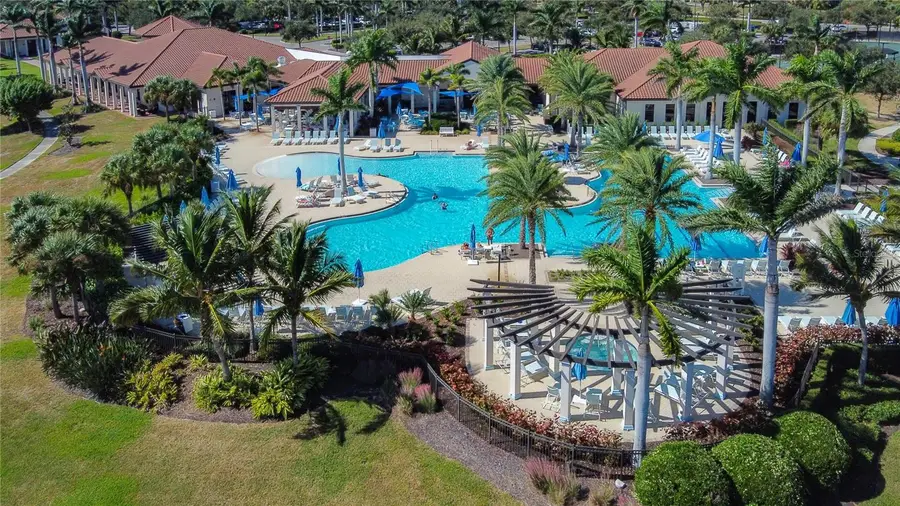 10059 Crooked Creek Drive #102, Venice, FL 34293 - Image #2