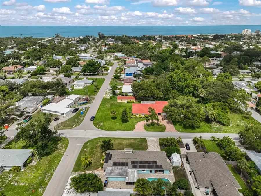1099 Nokomis Avenue S, Venice, FL 34285 - Image #3