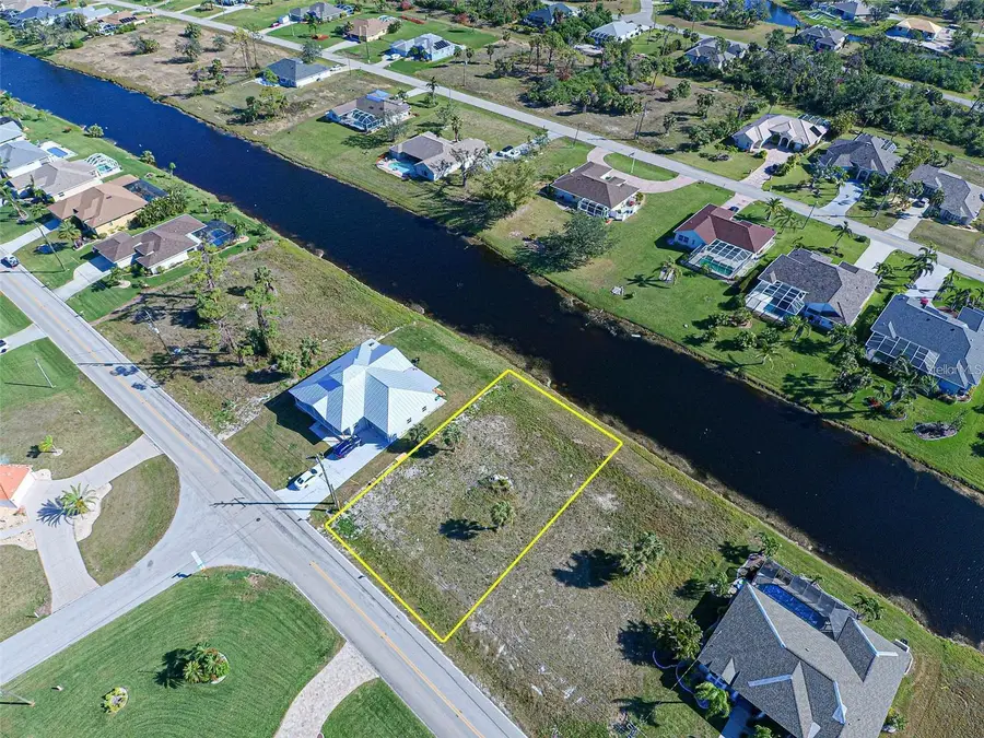 839 Rotonda Circle, Rotonda West, FL 33947 - Image #2