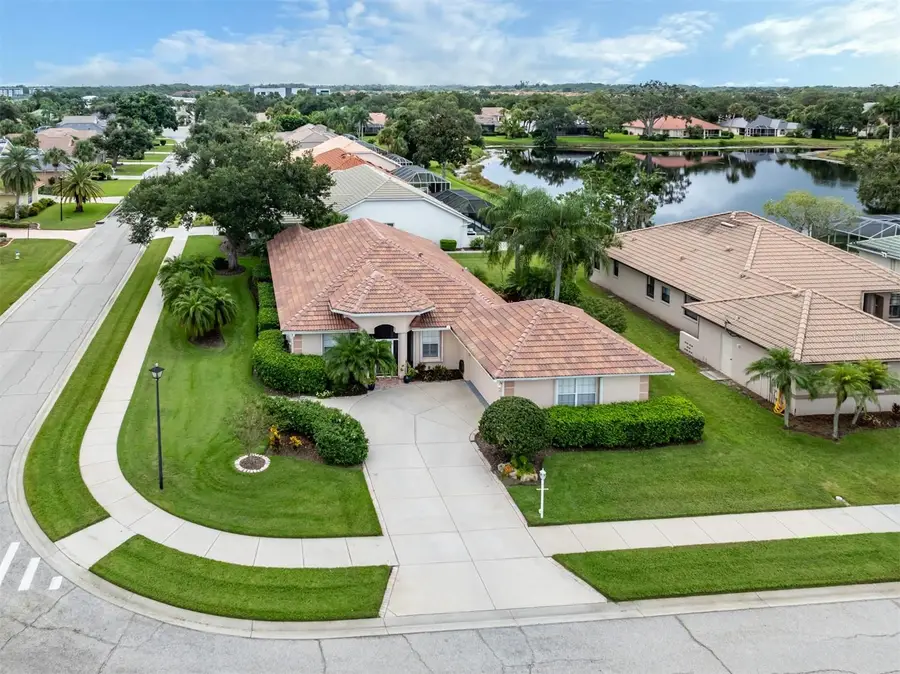 155 Grand Oak Circle, Venice, FL 34292 - Image #2