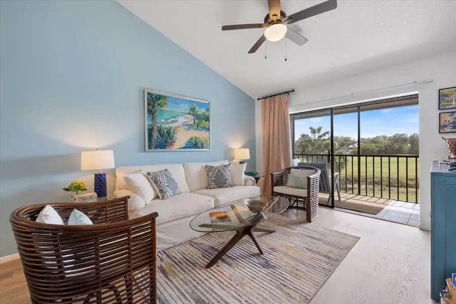 925 Capri Isles Boulevard #4, Venice, FL 34292 - Image #2